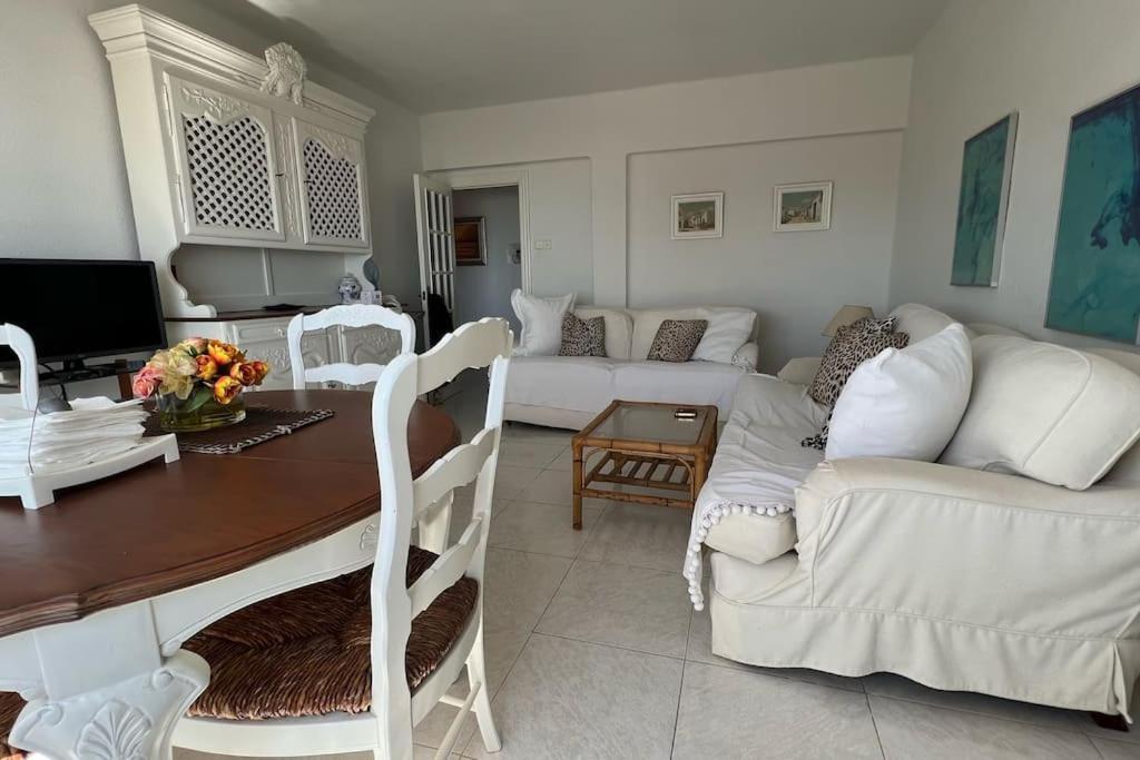 Apartamento Con Acceso Directo A La Playa Apartment Valencia Exterior photo