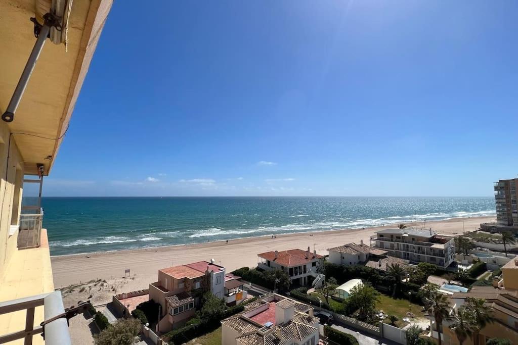 Apartamento Con Acceso Directo A La Playa Apartment Valencia Exterior photo